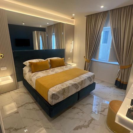 La Lepre Artemide Bed and Breakfast Napoli Eksteriør billede