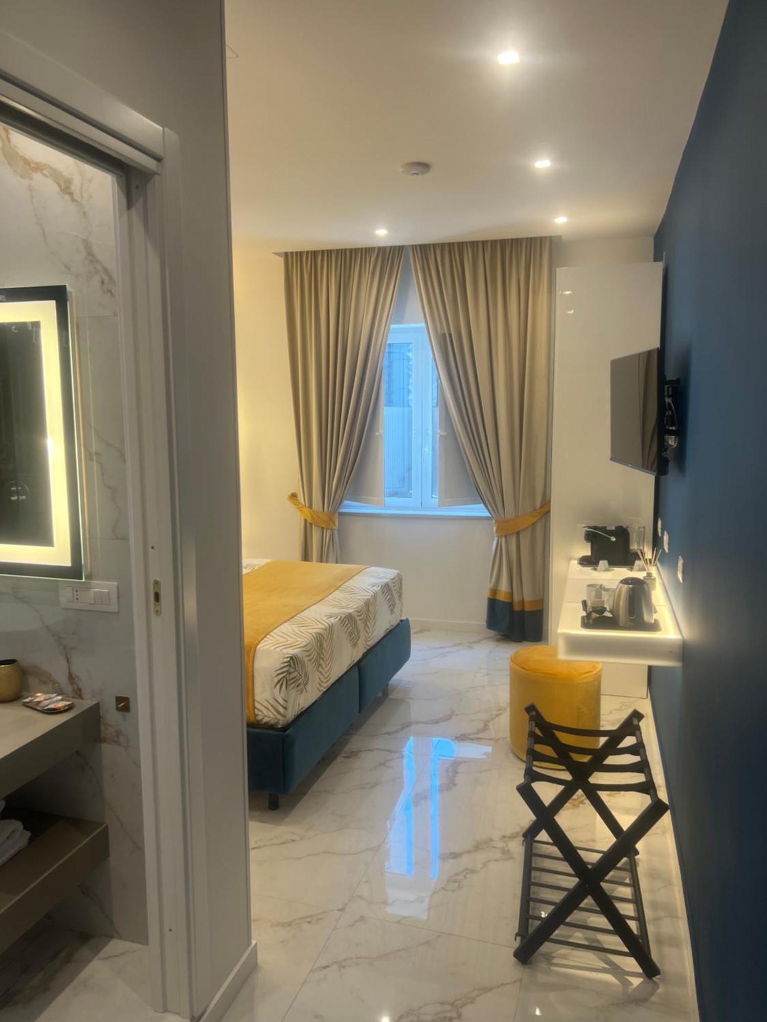 La Lepre Artemide Bed and Breakfast Napoli Eksteriør billede